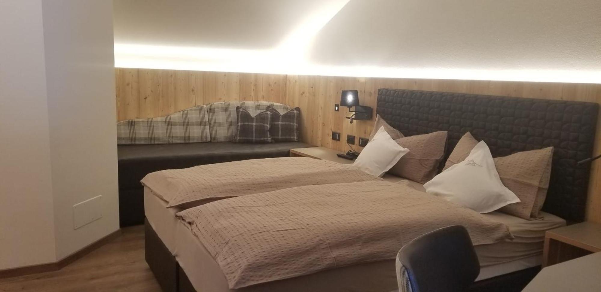Cimon Dolomites Hotel เปรดัซโซ ภายนอก รูปภาพ