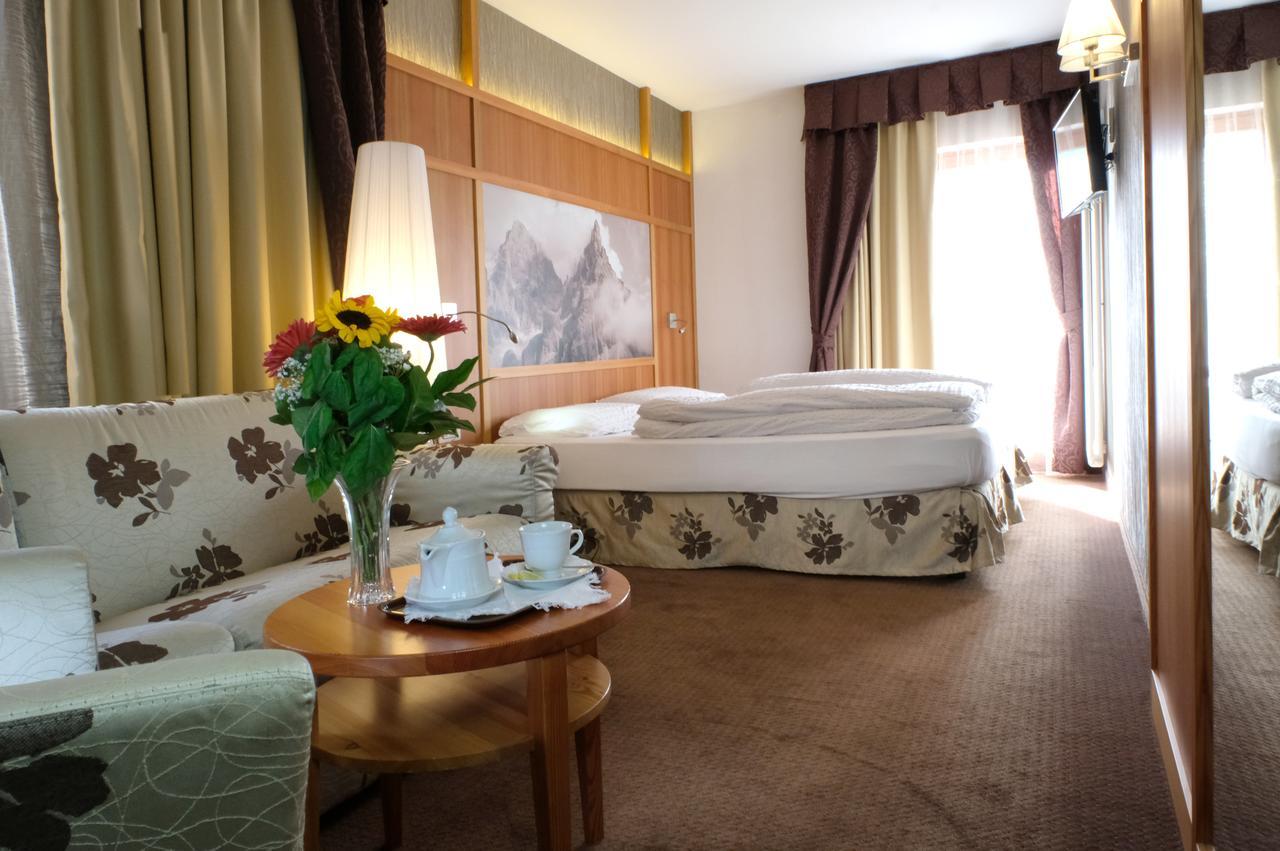 Cimon Dolomites Hotel เปรดัซโซ ภายนอก รูปภาพ